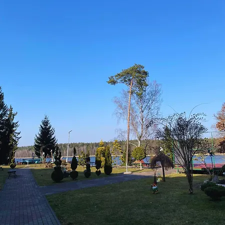 度假居 Lesny Zakatek - Nad Samym Jeziorem *