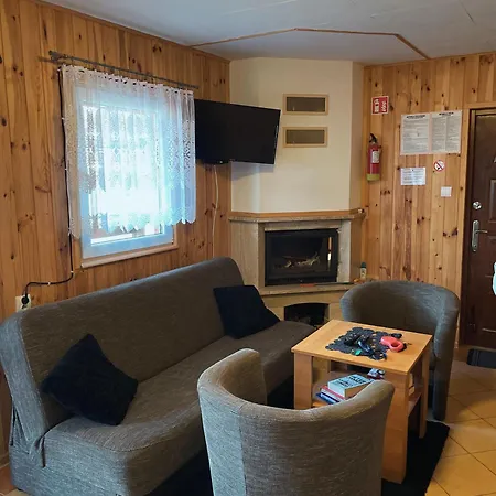 度假居 Lesny Zakatek - Nad Samym Jeziorem